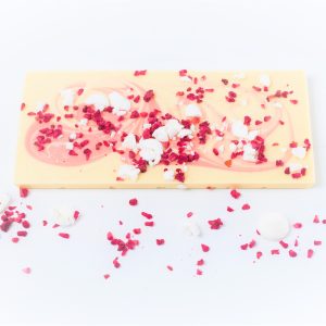 white chocolate bar with freeze dried berries & meringue pieces