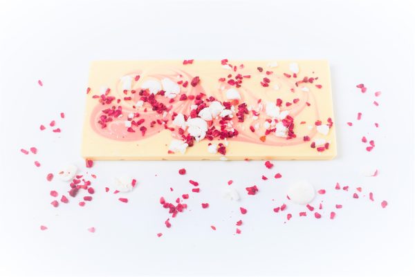white chocolate bar with freeze dried berries & meringue pieces