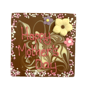 mothers day square chocolate slab with mothers day decoration and message